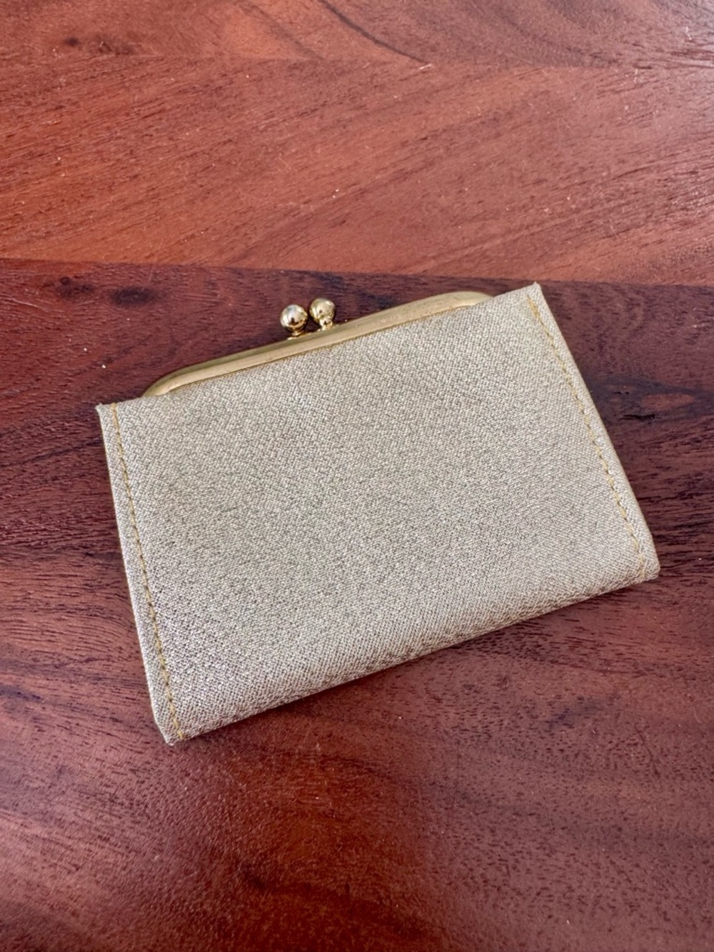 Vintage Lady Buxton Small Gold Wallet Kiss Lock Appears Unused Disco Mod Retro